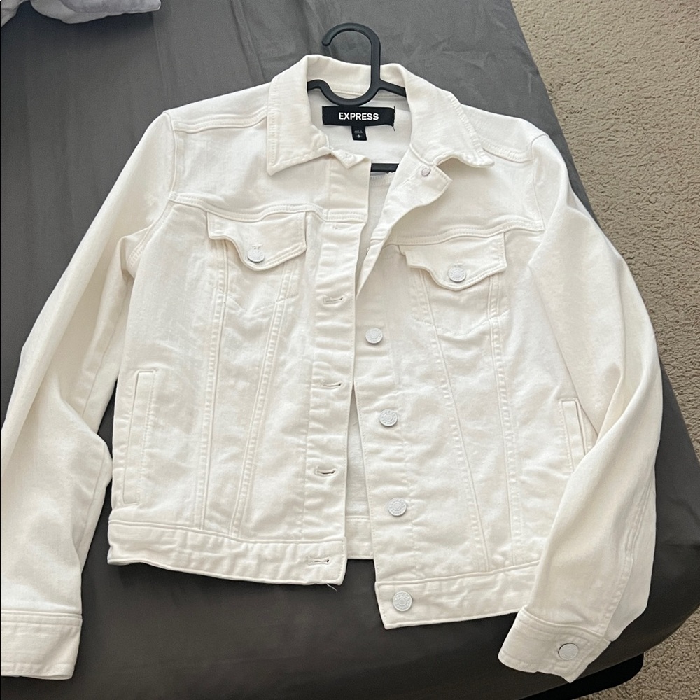 Express Women's Cream Jean Jacket